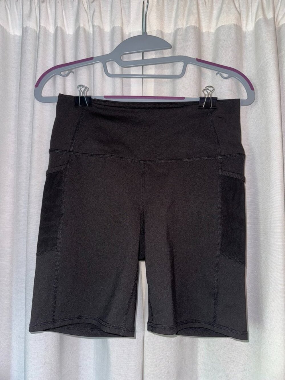 GAIAM Black High Rise Biker Shorts - Size S